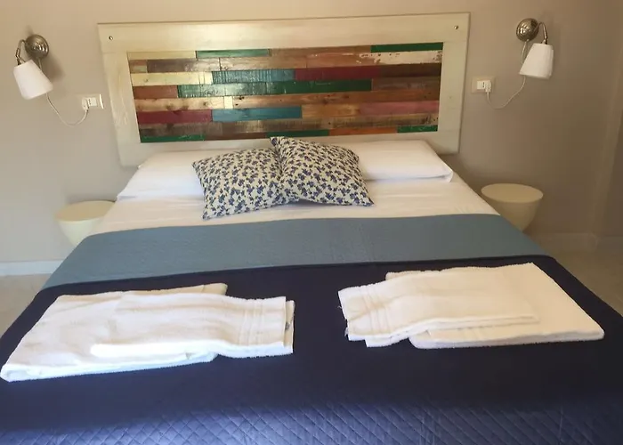 Al Porto Πανσιόν Σαν Μπενεντέτο ντελ Τρόντο