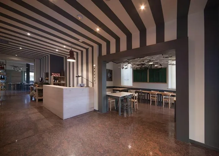 Al Porto Πανσιόν Σαν Μπενεντέτο ντελ Τρόντο